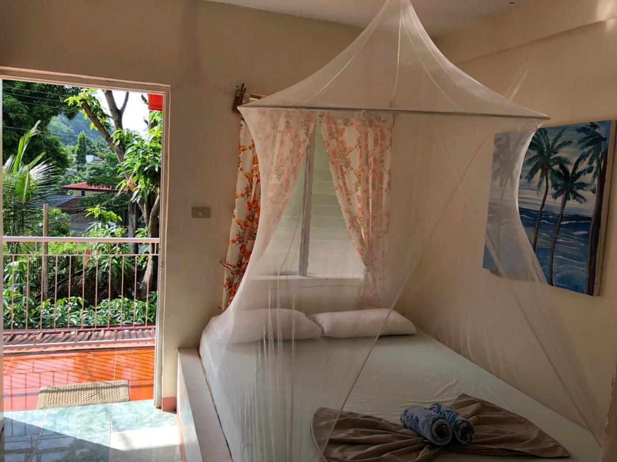 Puerto Galera Hostel Экстерьер фото